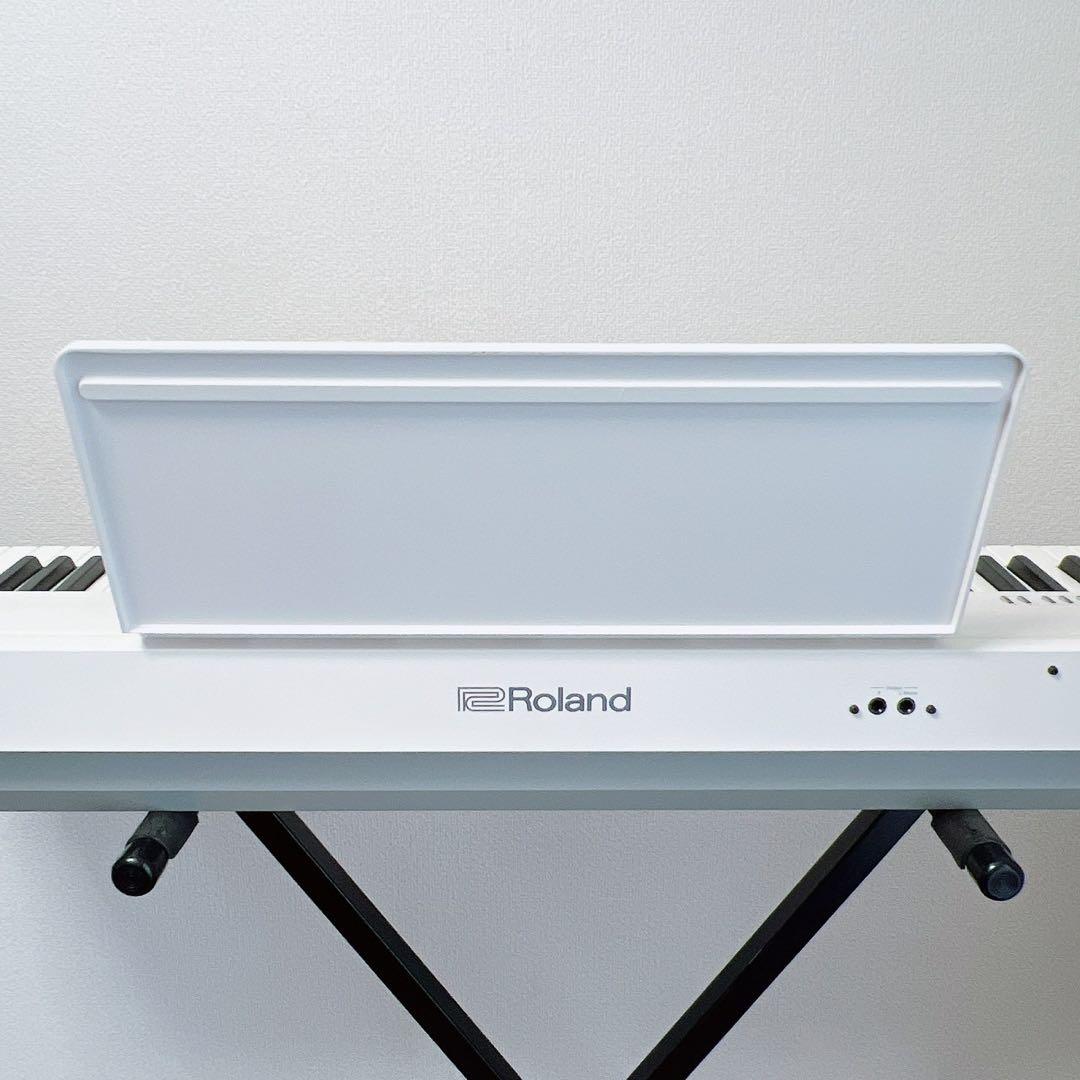 2023年製 Roland FP-30X 電子ピアノホワイトスタンドペダル 楽譜