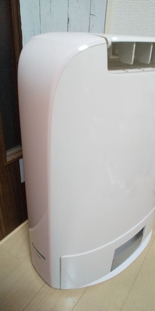 珍しい➰かわいいピンク♥️美品✨パナソニック衣類乾燥除湿機