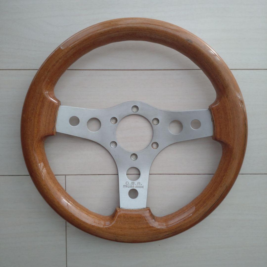 O.B.A. ウッドステアリングホイール 300mm