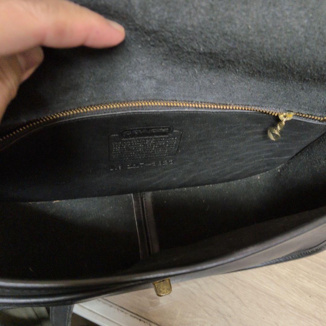 coach ターンロック　ショルダーバッグ　ブラック　レザー