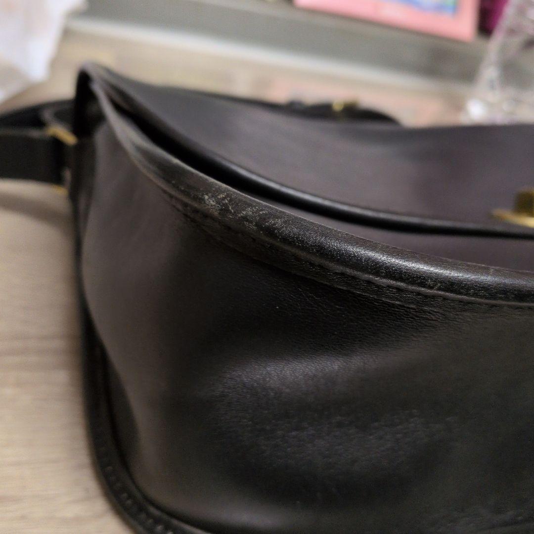 coach ターンロック　ショルダーバッグ　ブラック　レザー