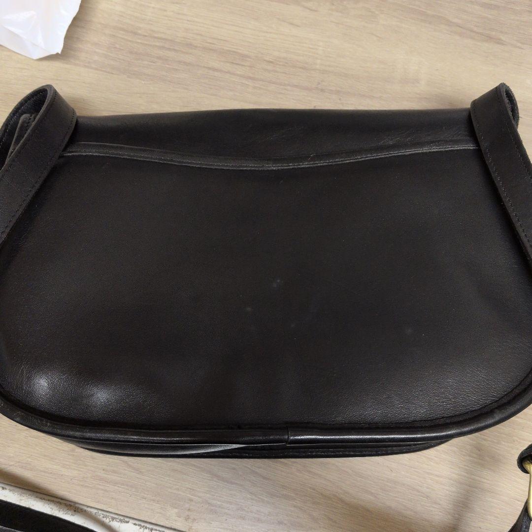 coach ターンロック　ショルダーバッグ　ブラック　レザー