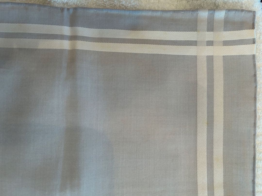 2枚新品未使用HERMES ストライプハンカチ 2色セットシール付き