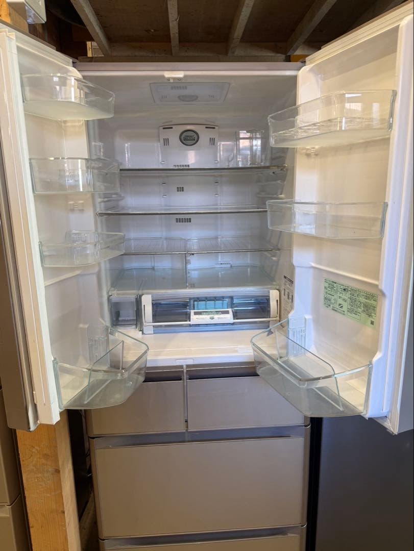 日立　HITACHI　2015年製　6ドア　大容量　大型　冷蔵庫　517L