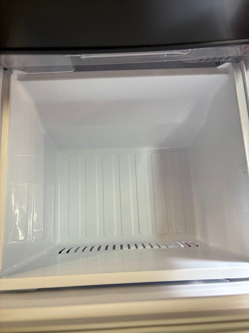 三菱　２ドア冷蔵庫　2022年モデル　146ℓ　MR-P15G-H