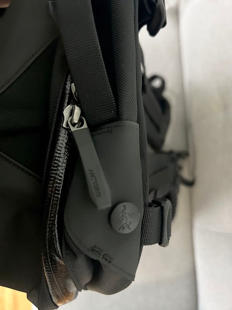 【新品】Arc’teryx アークテリクス アロー22 ブラック 希少