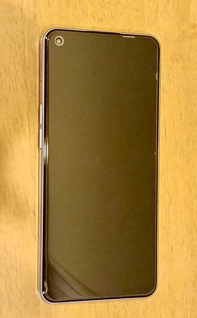 OPPO Reno9a ホワイト