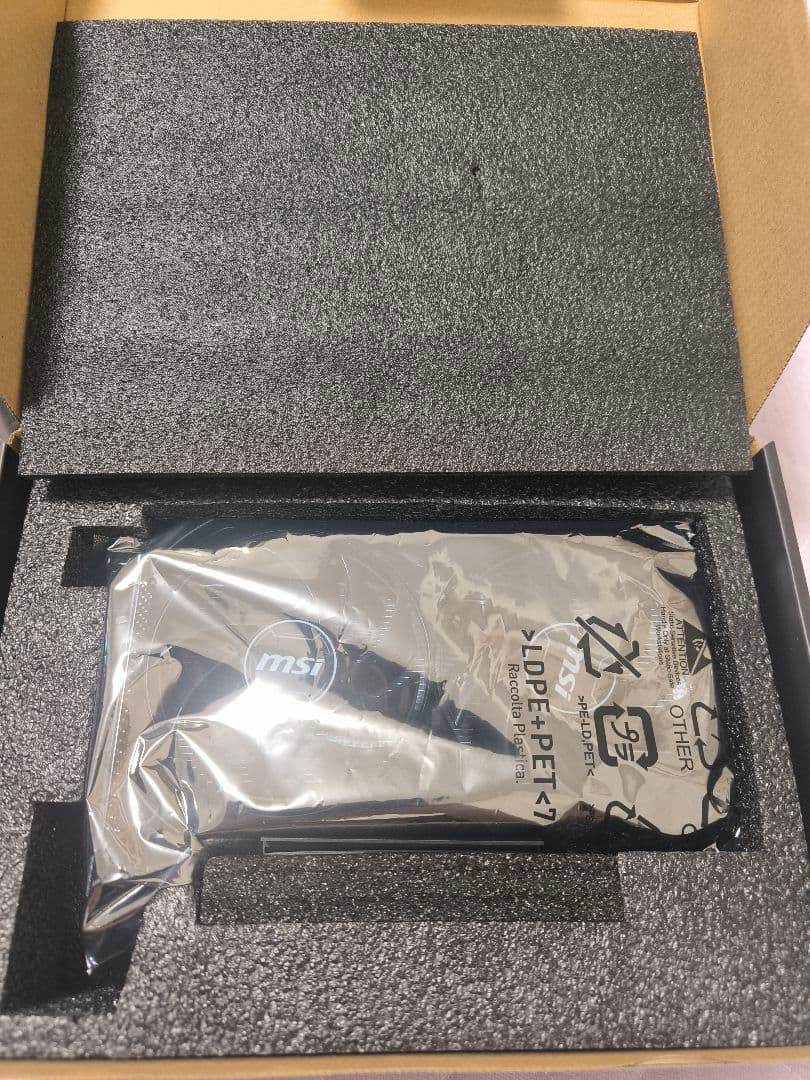 【美品】MSI GeForce RTX 4060 Ventus 2X