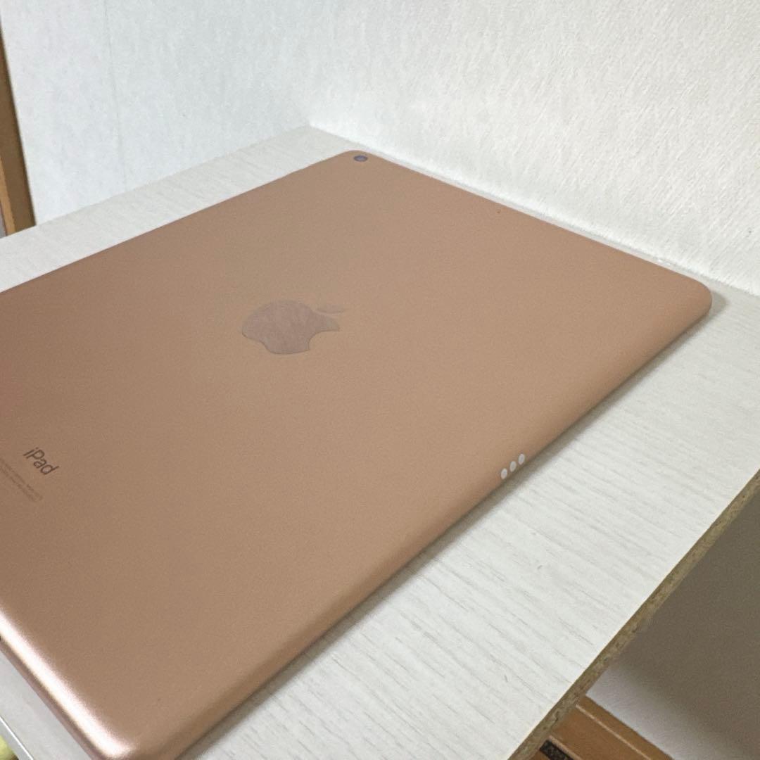 iPad 無印　第8世代 32GB Wi-Fiモデル　ピンクゴールド