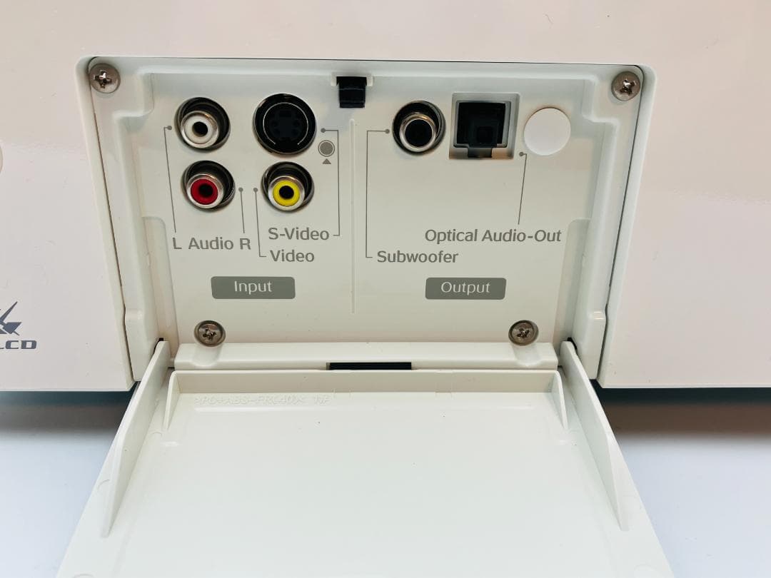 EPSON プロジェクター　dreamio EMP-TWD3