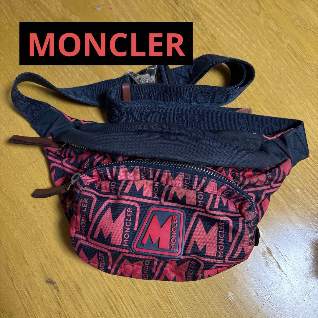 MONCLER ボディバッグ・ウエストポーチ レッド・ブラック