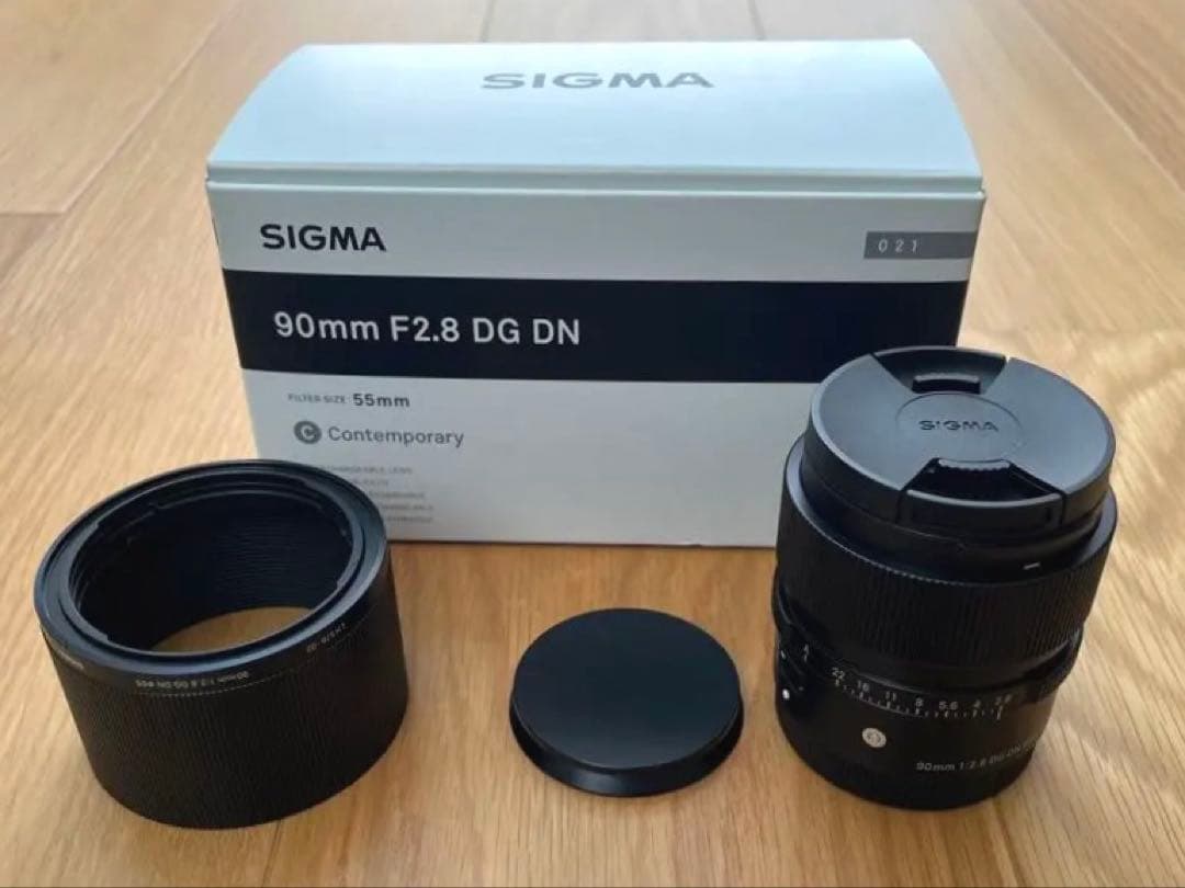 【美品】SIGMA 90mm F2.8 DG DN 箱付き（Eマウント）