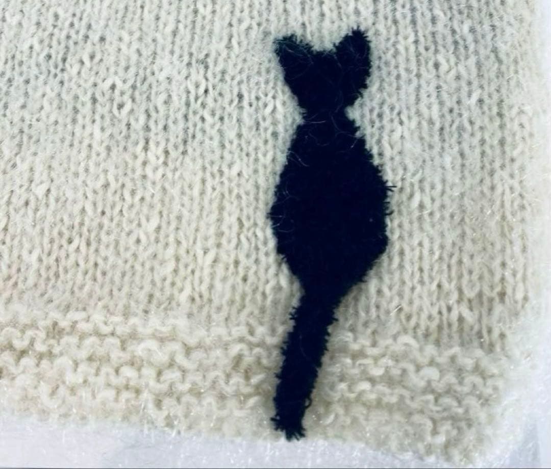 新品未使用ふわっふわっオーダー インターシャ手編みBLACK CATニットベスト