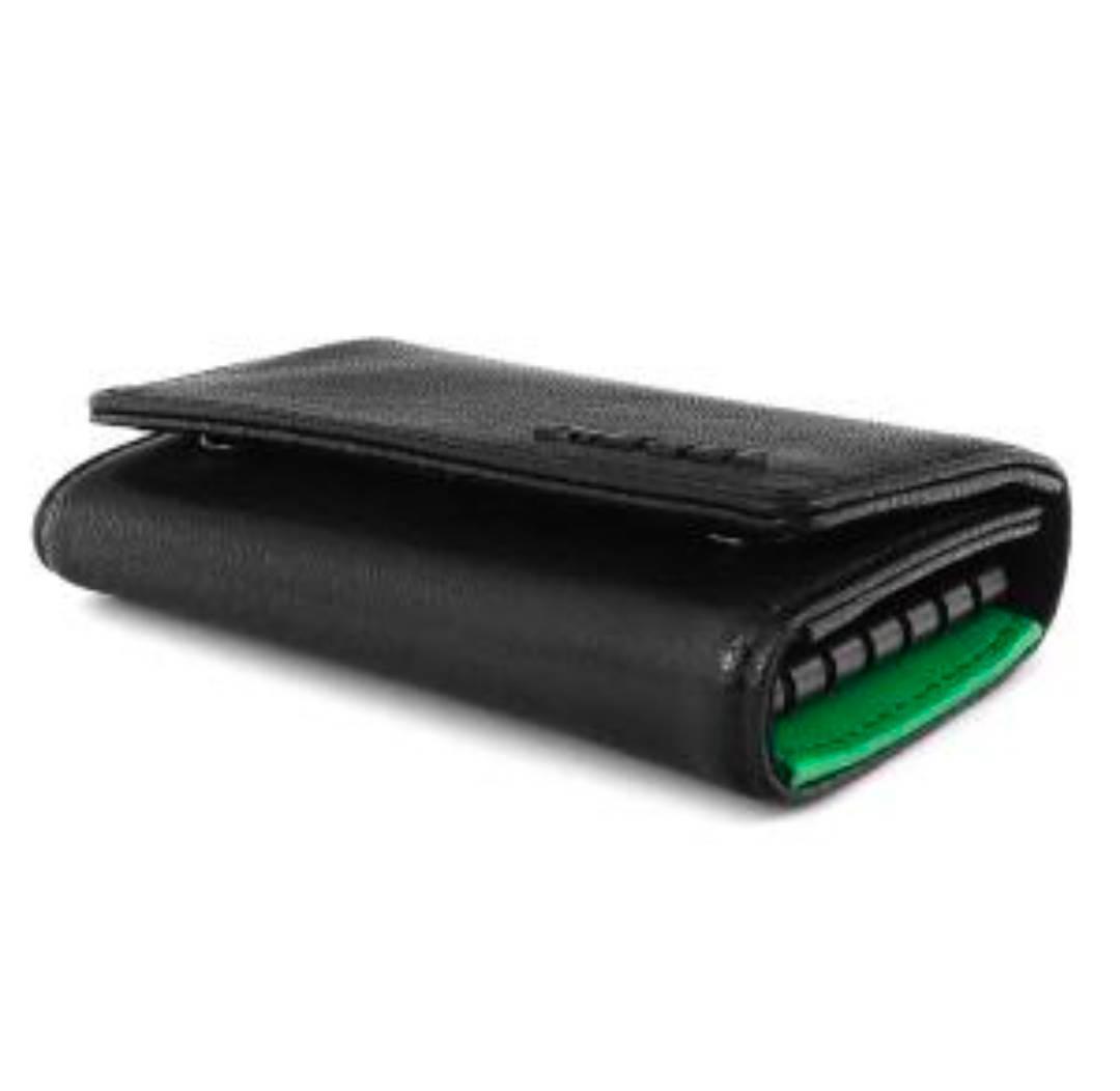 ディーゼル ブラック レザー キーケース 新品 X06640　6連　メンズ