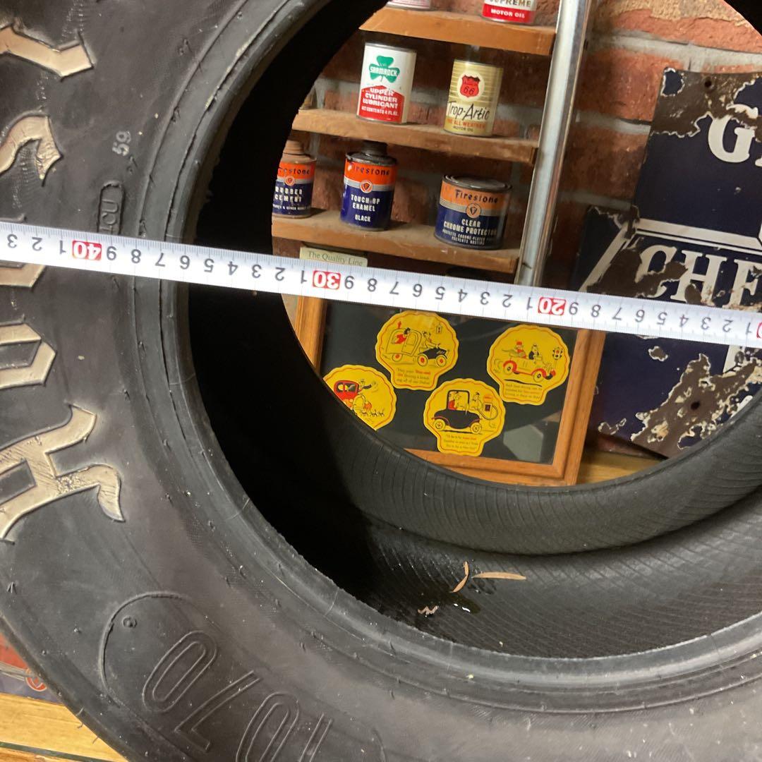 フージャー　レーシングタイヤ