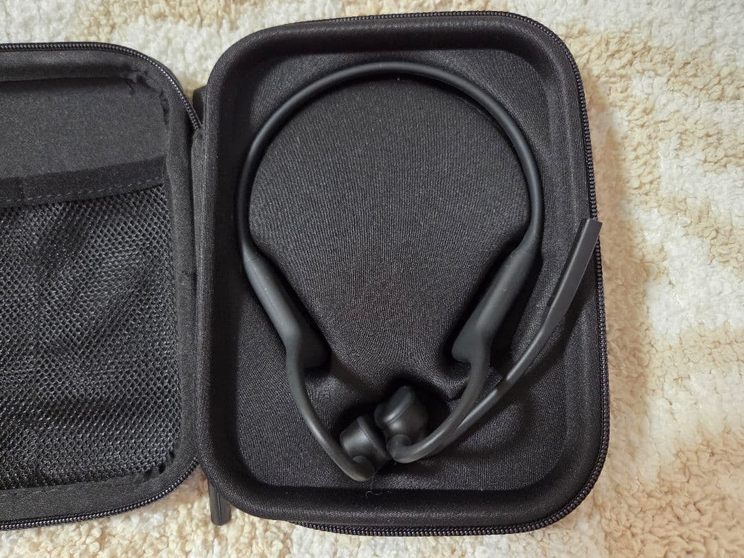 SHOKZ OPENCOMM 骨伝導ワイヤレスヘッドセット ブラック