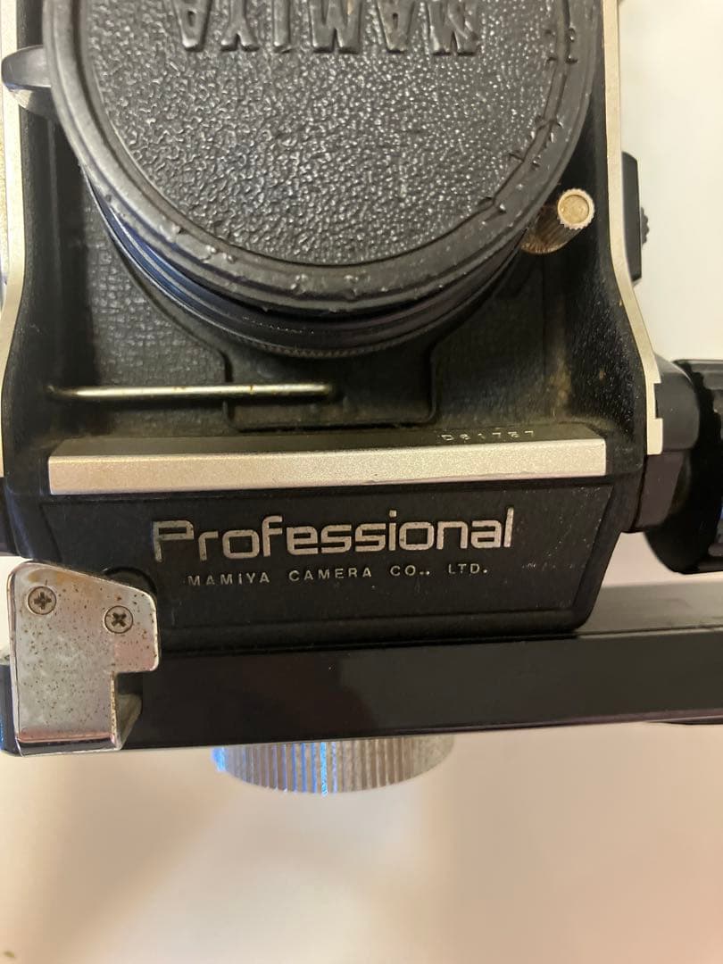 Mamiya C330 プロフェッショナル 二眼レフカメラ ハンドル付き