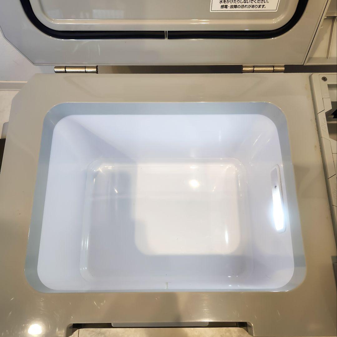 小*山様 Makita 冷温庫 キャスター付き