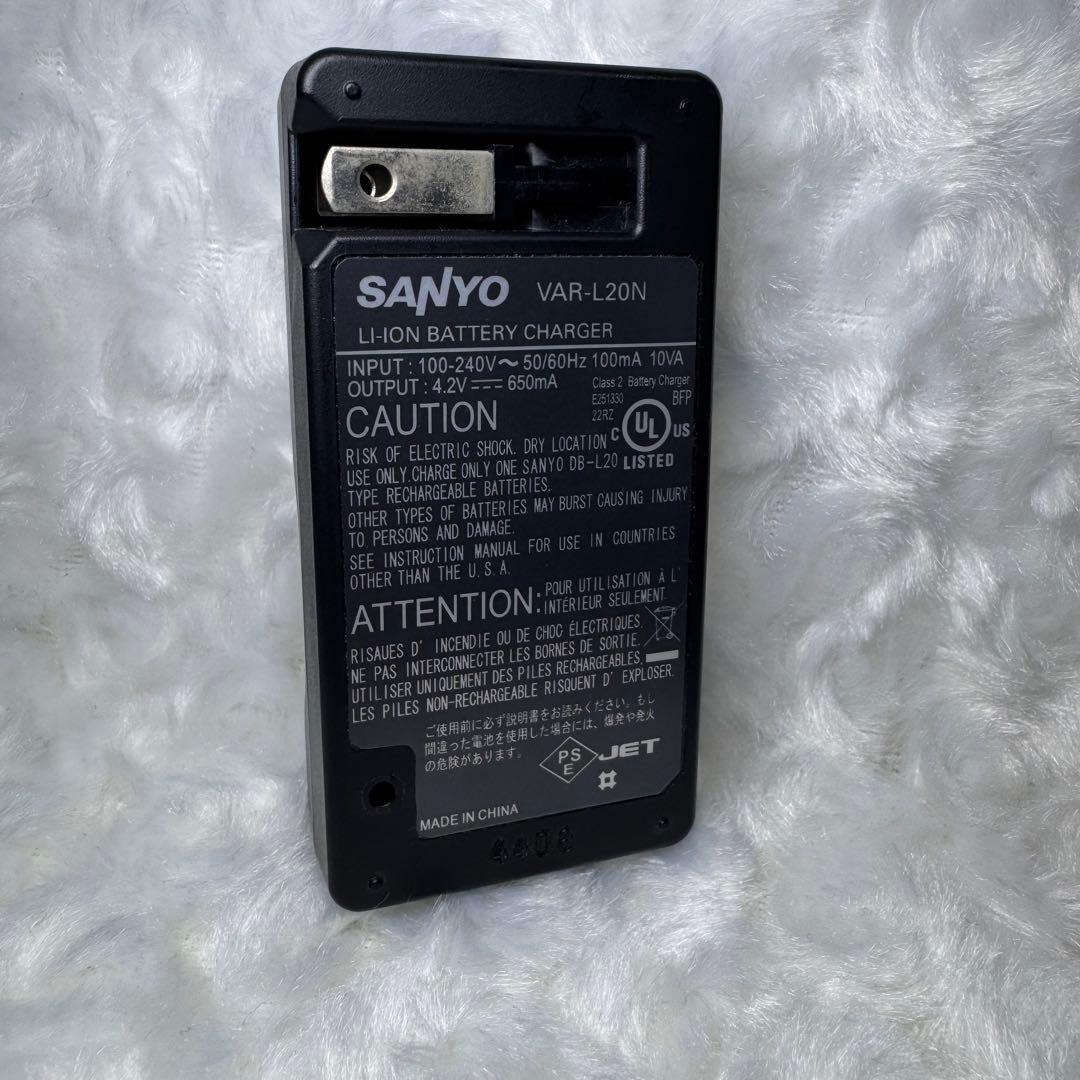 ビデオカメラ SANYO Xacti DMX-CG9
