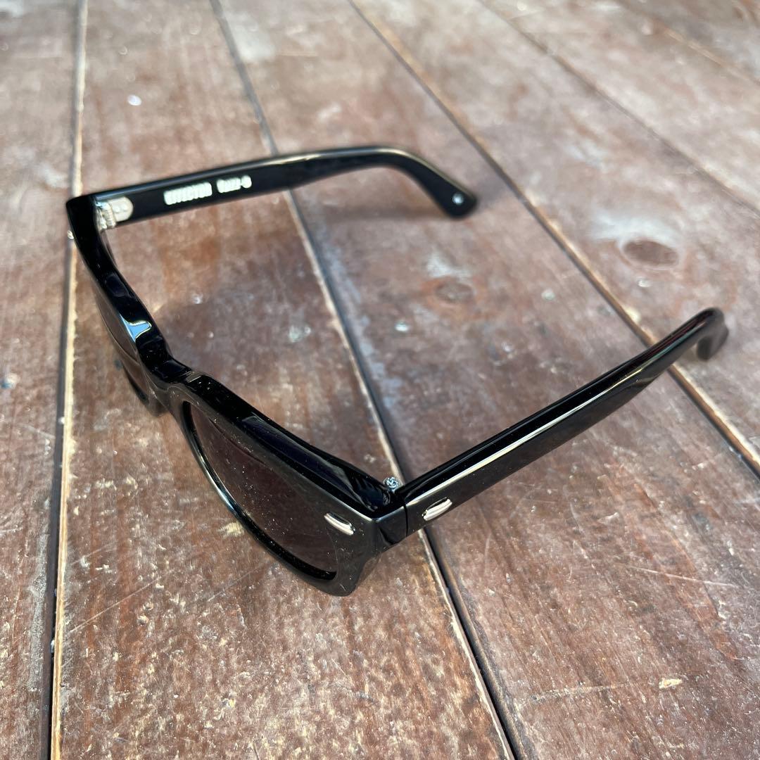 EFFECTOR FUZZ-Sブラック サングラス ケース付き　エフェクター