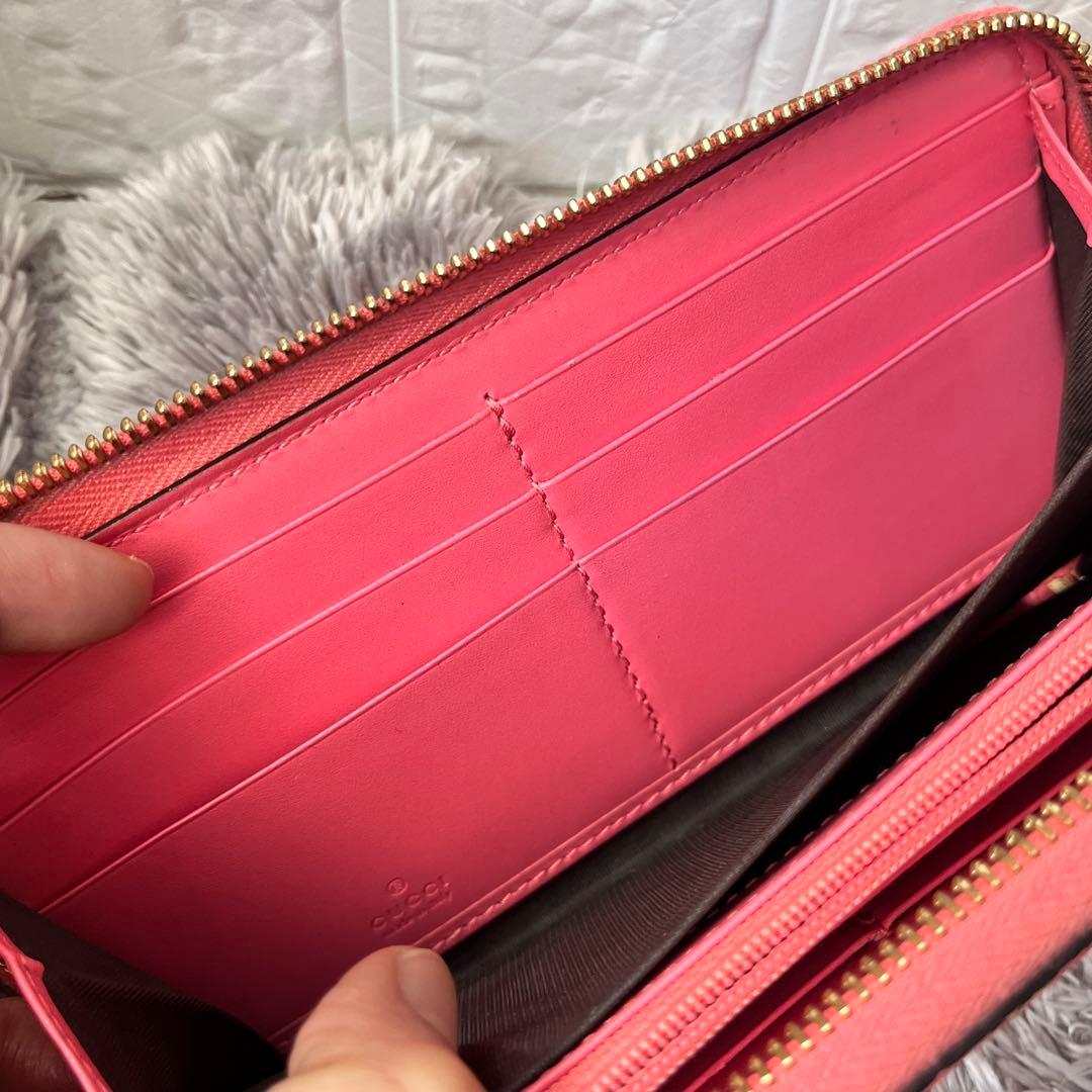 美品✨GUCCI シマ　ラウンドファスナー　ピンク　長財布　レディース