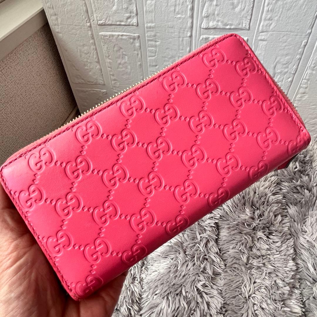 美品✨GUCCI シマ　ラウンドファスナー　ピンク　長財布　レディース