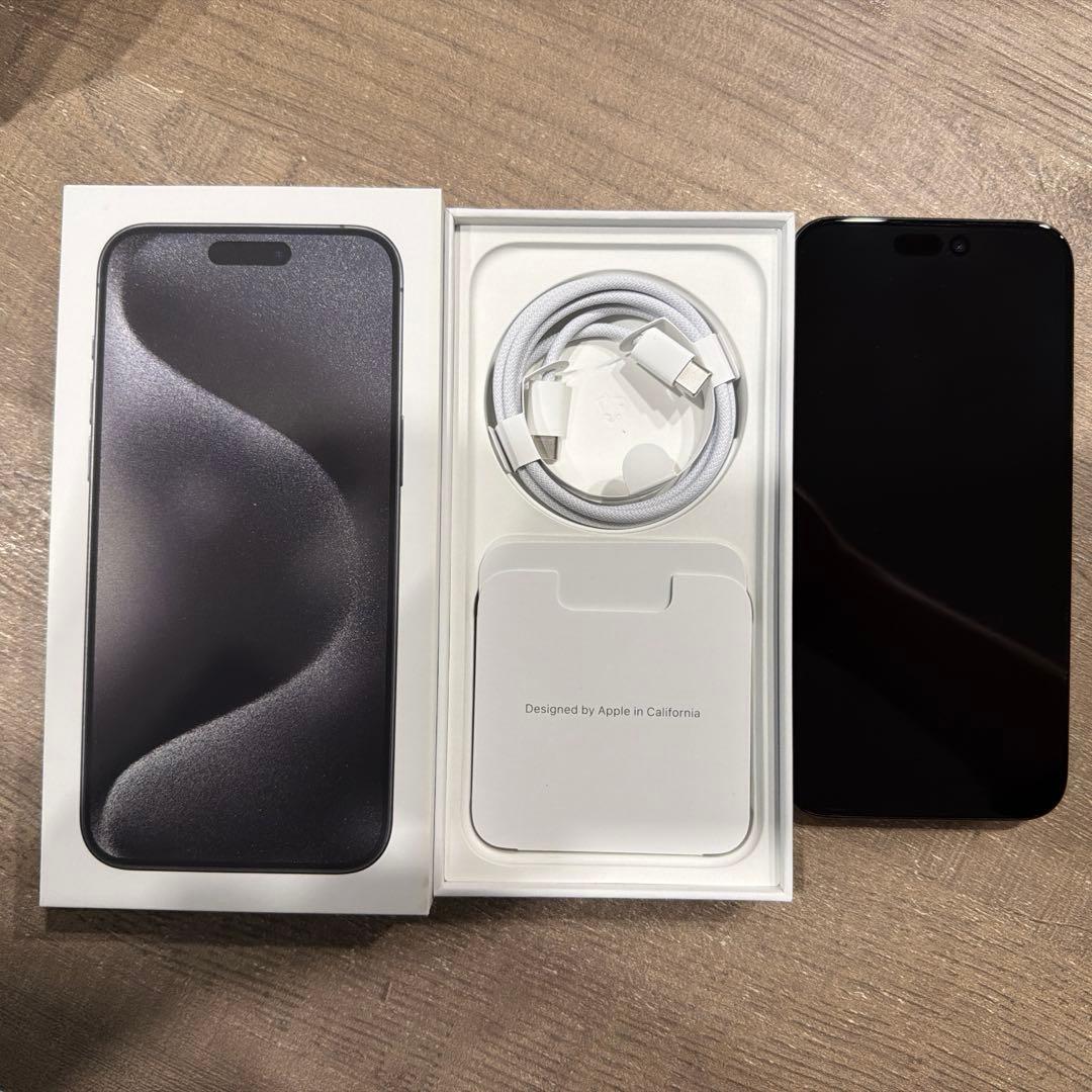 iPhone 15 Pro max 256GB 箱・充電ケーブル付き