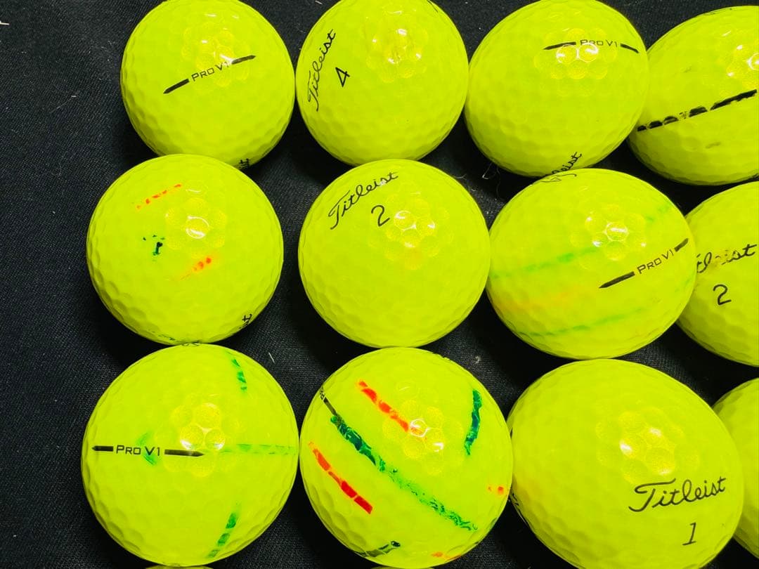 最新 タイトリスト PRO V1 2025年モデル 30個　　イエロー