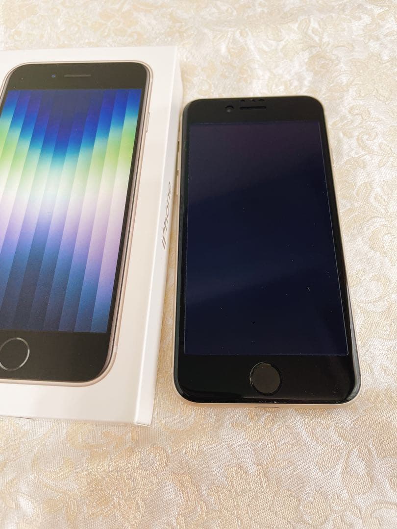 スマホ Apple iPhoneSE 第3世代 128GB スターライト 白