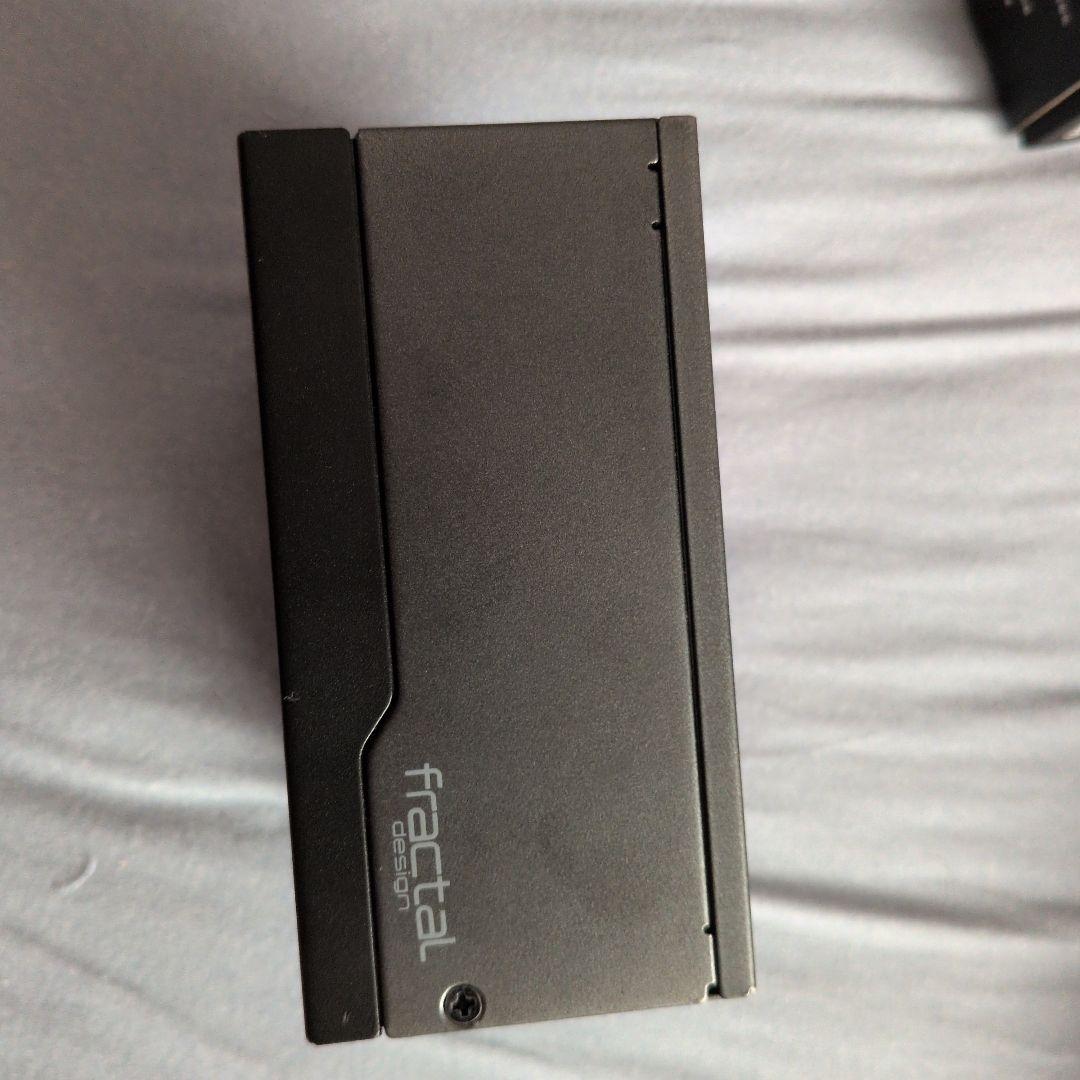 Fractal ION SFX 500G 500W電源ユニット