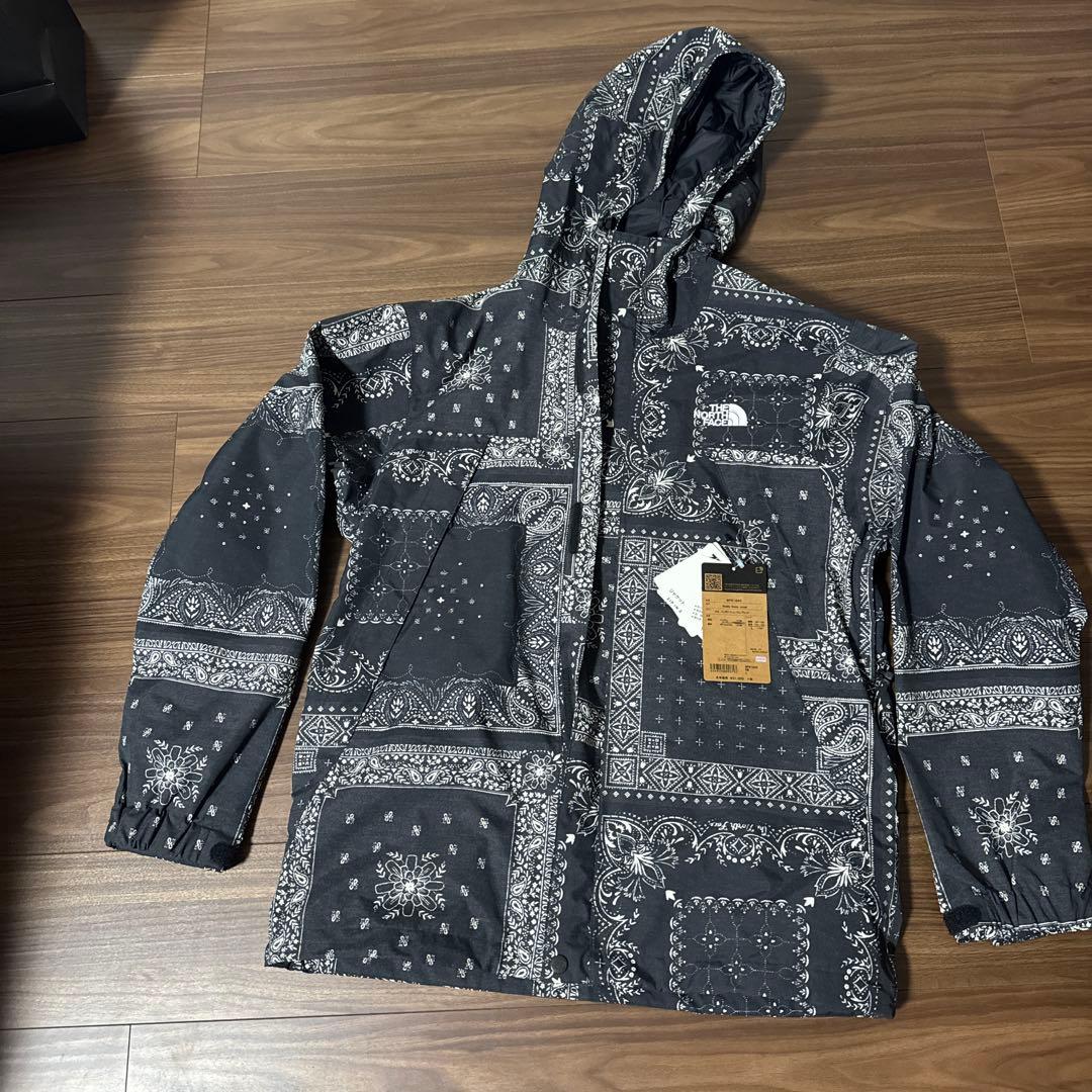 ゼ*ロ様 ノースフェイスフード付きナイロンジャケット