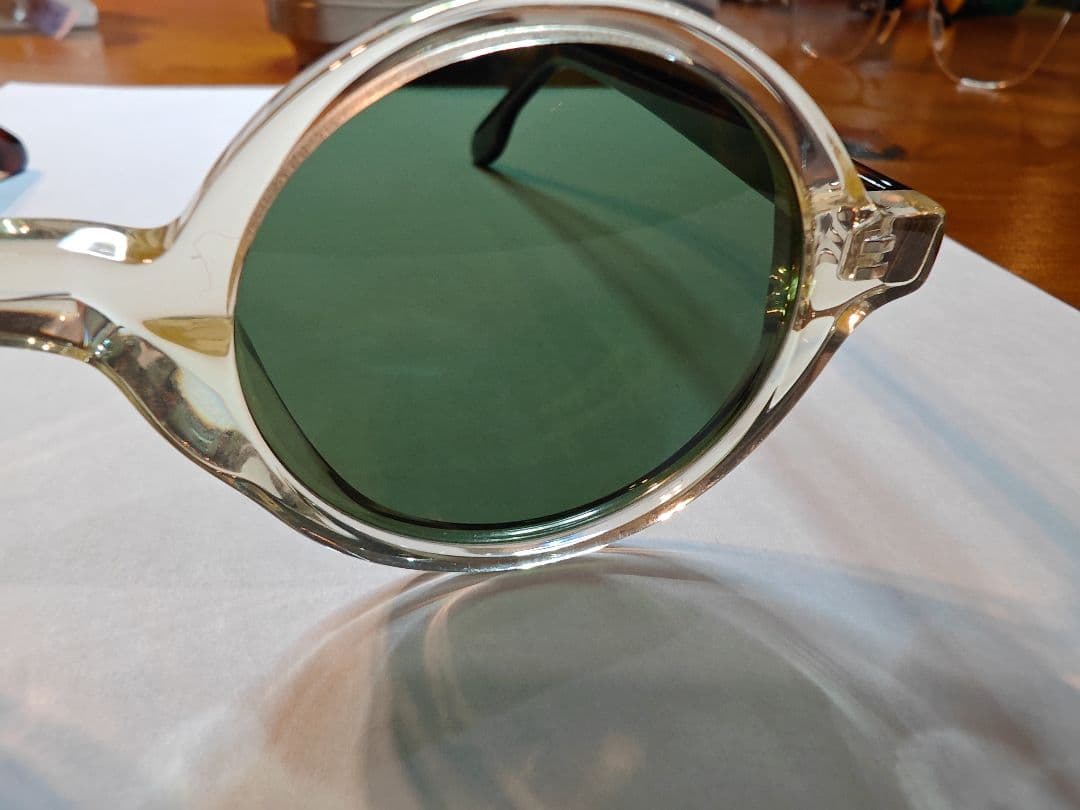 lohause クリアフレーム オーバルサングラス