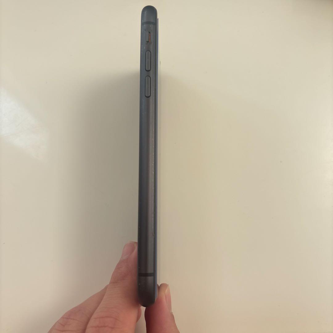 か*ん様 Apple iPhone 11 ブラック 本体