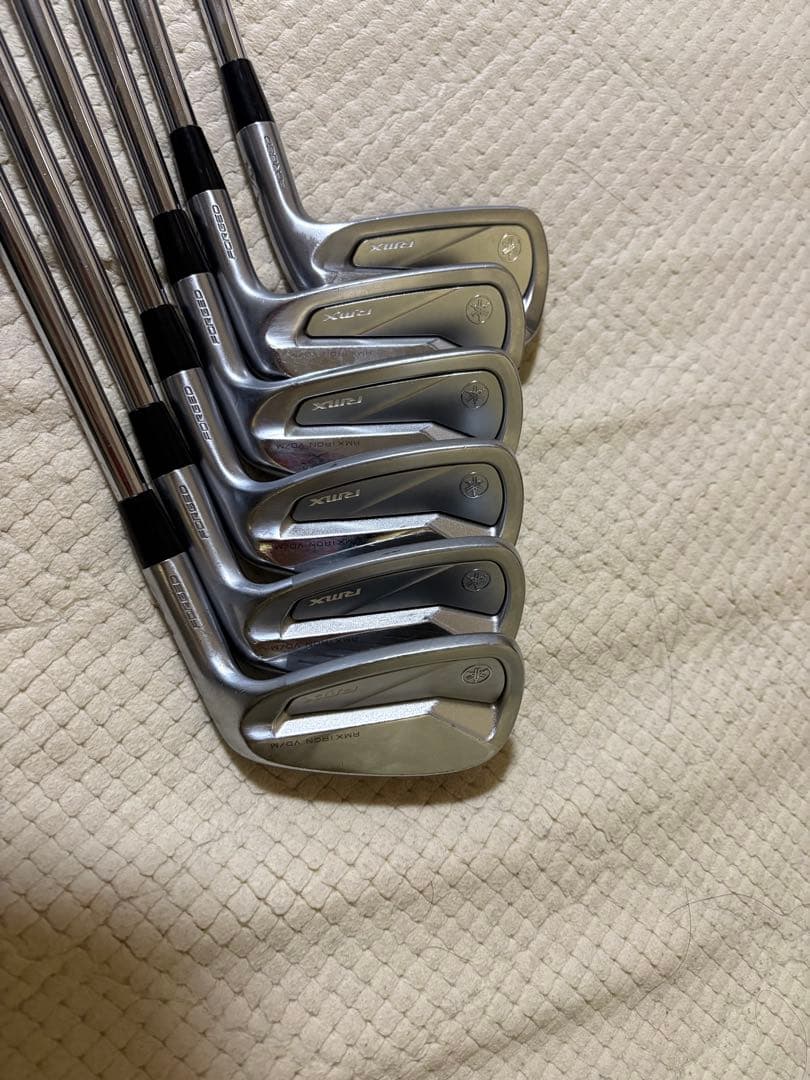 ヤマハ　RMX VD/M アイアン　5-9.P DG120 S200