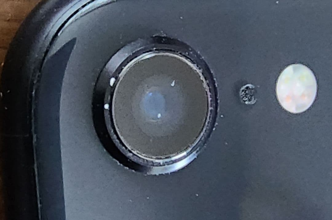 Apple iPhone SE (第2世代) 64GB ブラック