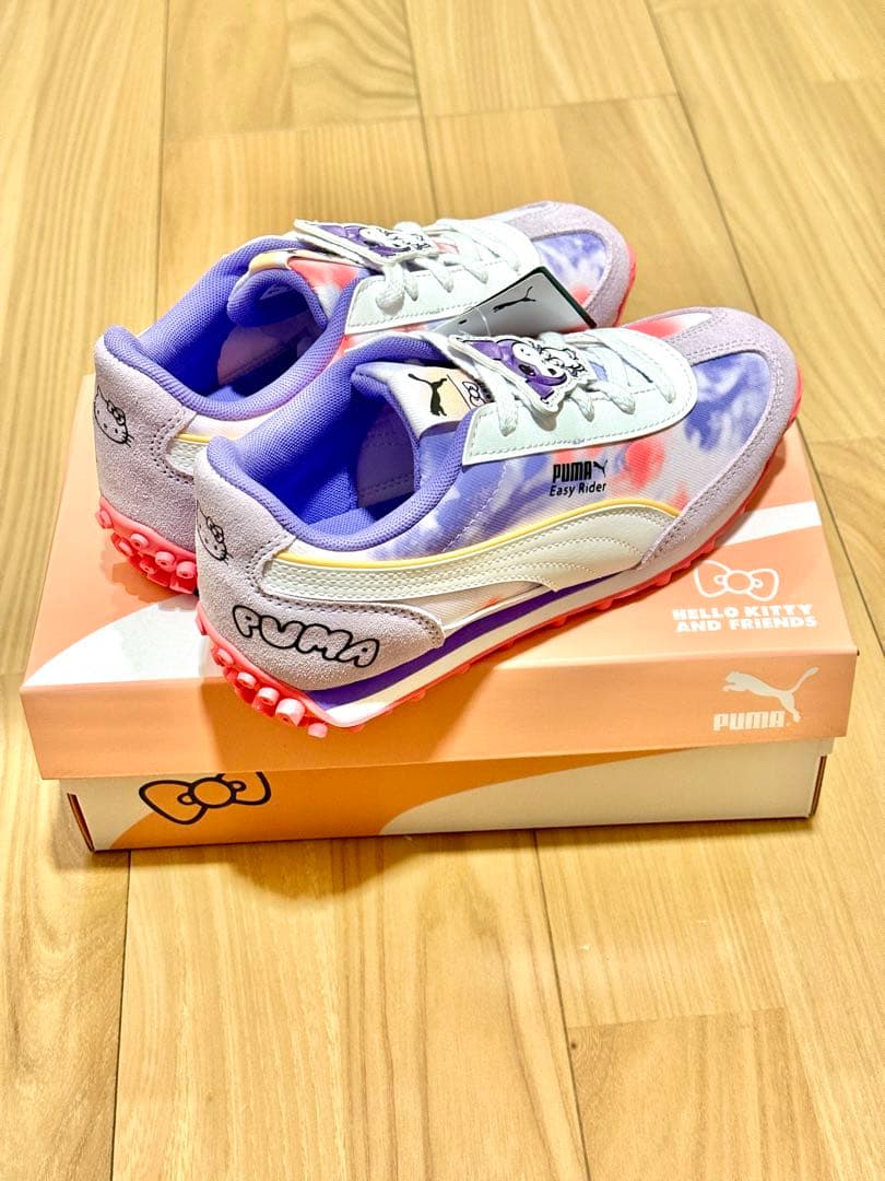 未使用　プーマ PUMA x ハローキティ 21cm 401411 01