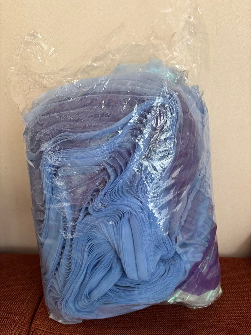 実写シンデレラ　ドレス　シークレットハニー