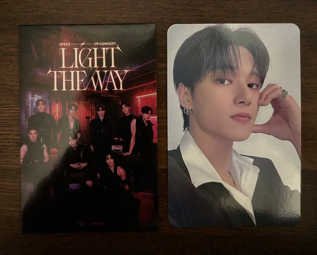 ATEEZ ウヨンVR 入場特典 スペシャルホログラムトレカ