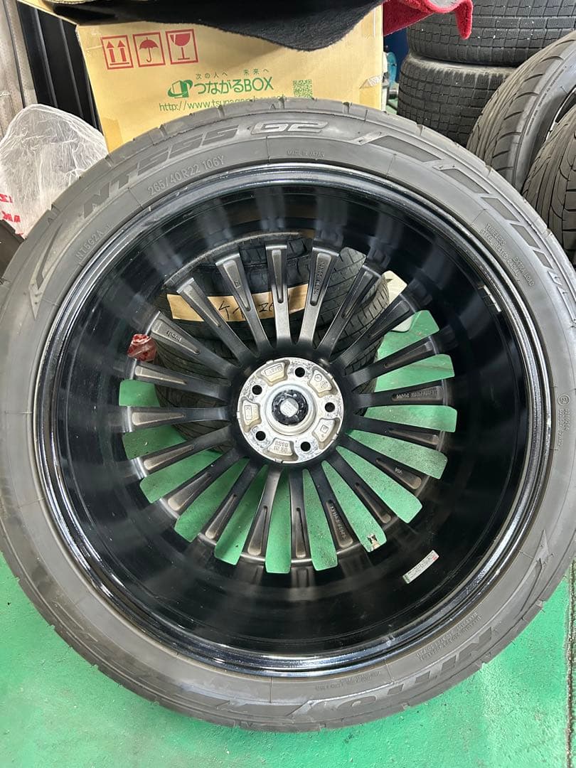 【美品】クレンツェ ヴィルハーム 22インチ　265/40R22 4本セット