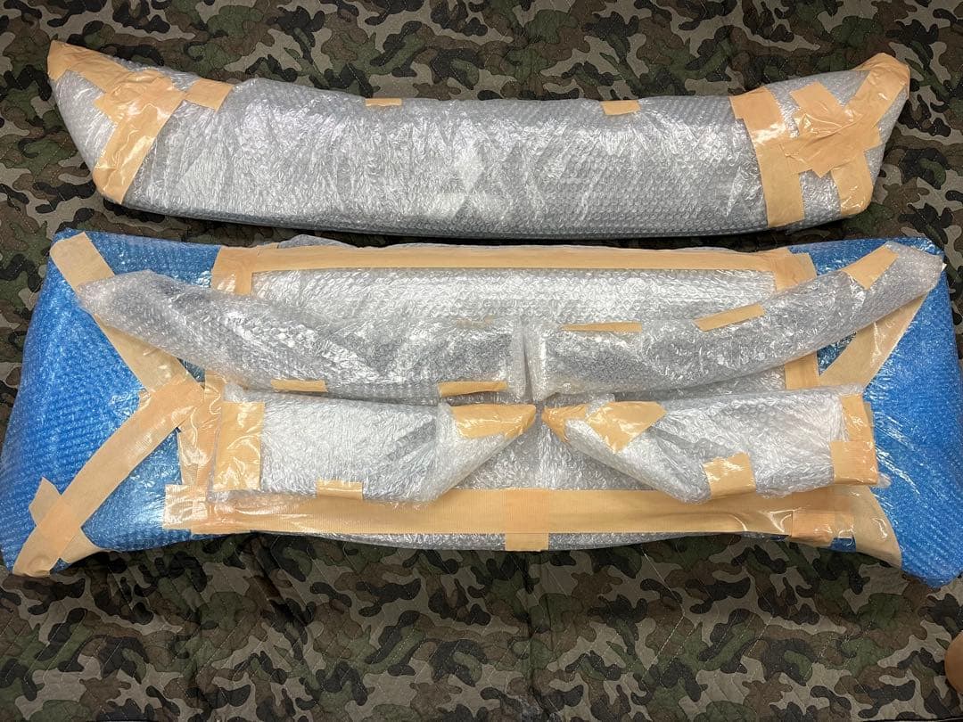 かあず新型デリカD5 後期　フロントグリル フォグベゼル　ラプター塗装