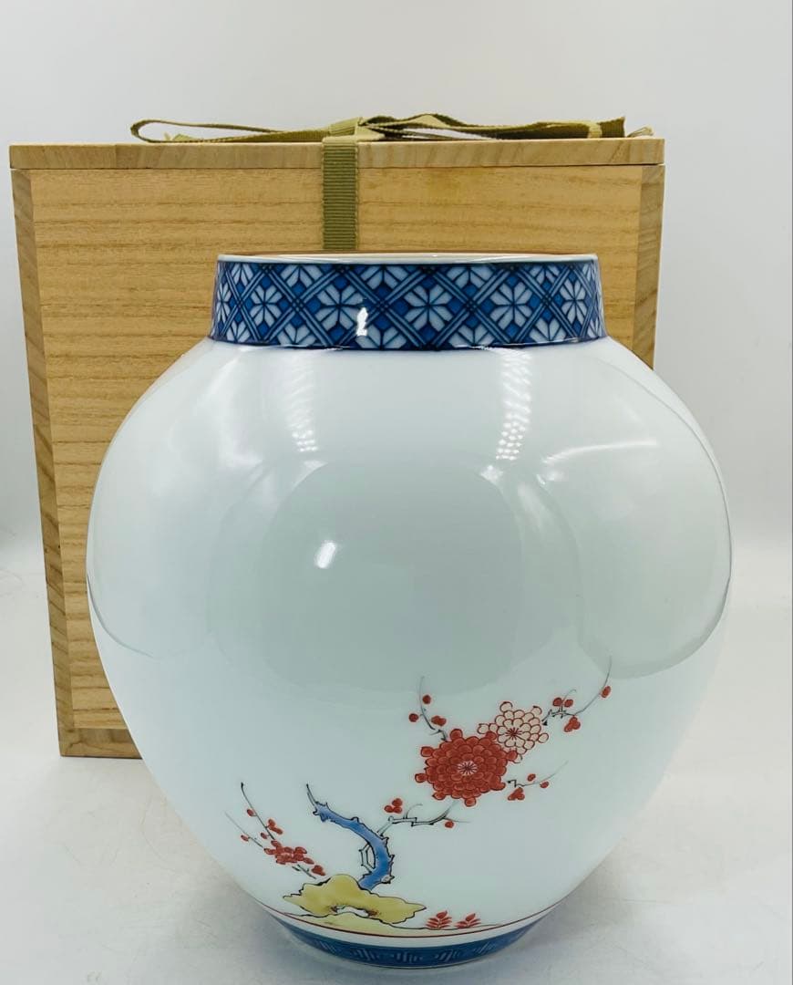 【83】◉人間国宝・酒井田柿右衛門先生　赤絵花瓶　桐箱◉