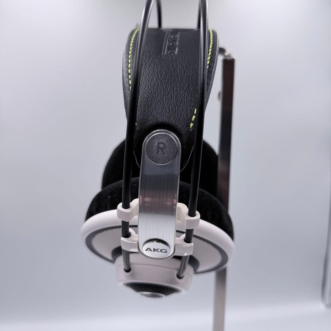 ✨廃盤✨ AKG Q701 WHT ヘッドフォン 白 高音質 ハイレゾ