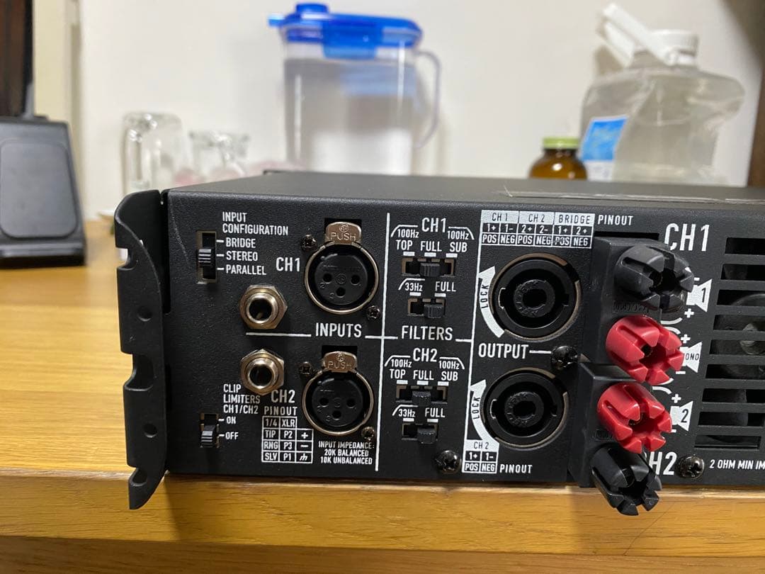 QSC PLX1802 パワーアンプ