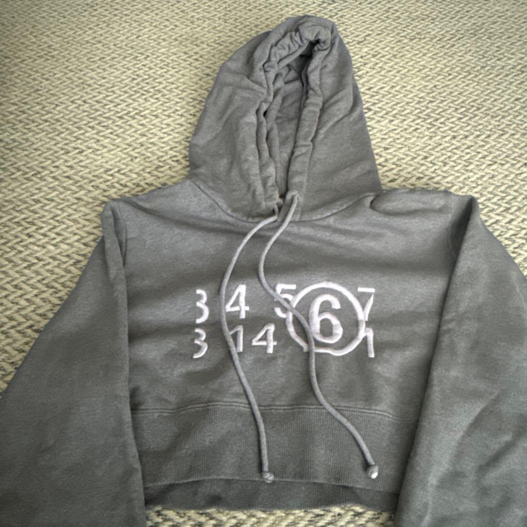 メゾンマルジェラ Maison Margiela MM6 クロップドフーディ