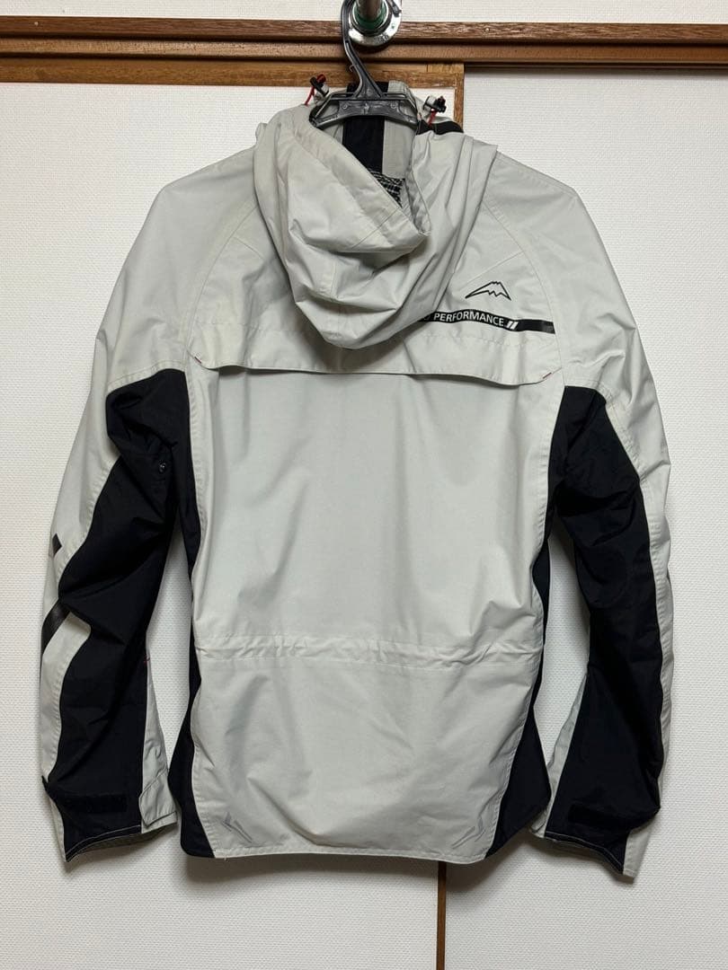 クシタニアメニタジャケットLサイズ