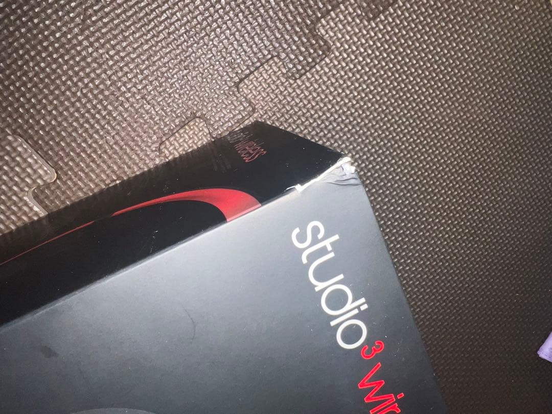 BEATS STUDIO3 WIRELESSブラックレッド