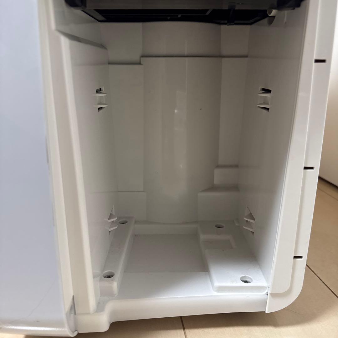 シャープ除湿機 衣類乾燥機2023年製 キャスター付き