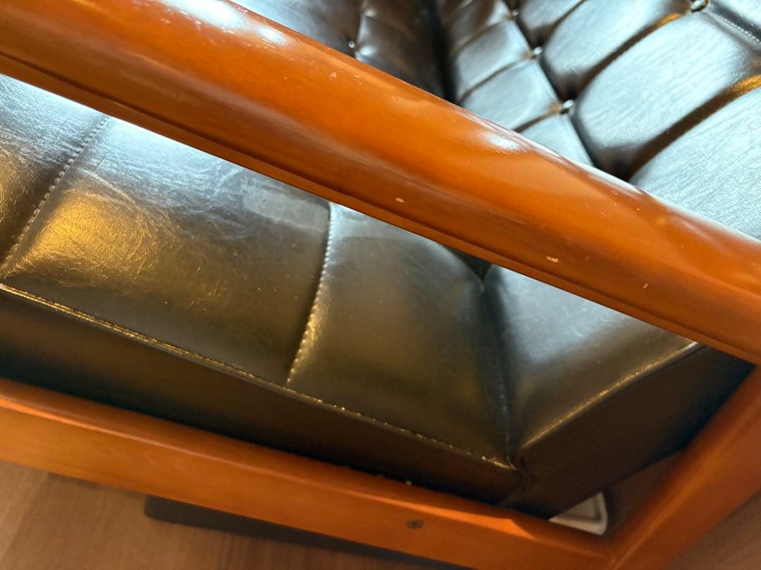 カリモク60 Kチェア 2シーター・スタンダードブラック　ソファ　最終価格です