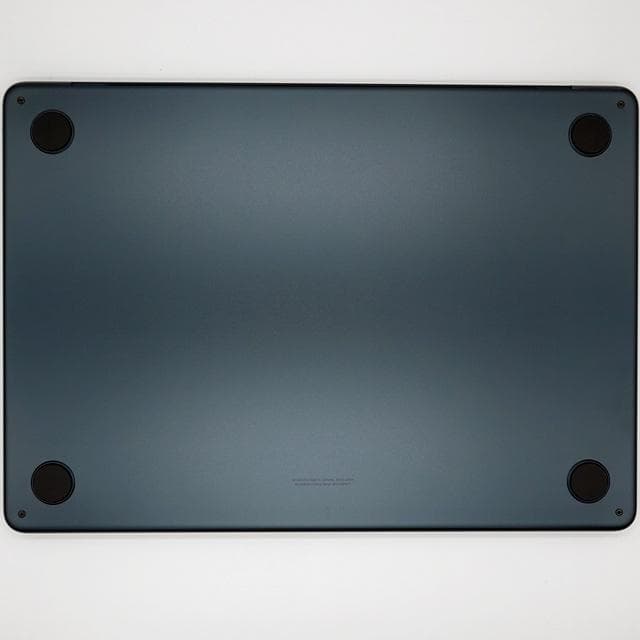 【美品】MacBook Air 13_2022_M2/8GB/512GB_MDN