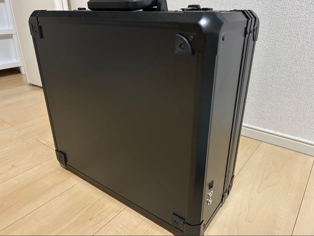 アルマンド信号機アタッシュケース　ロゼ、ゴールド、グリーン3本セット(空き瓶)